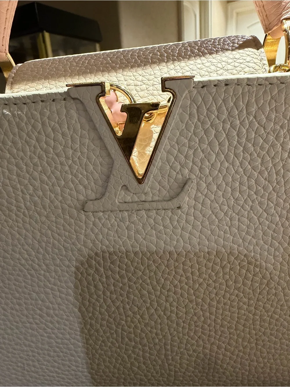 Louis Vuitton White and Pink Capucines Crossbody Bag with Gold Hardware